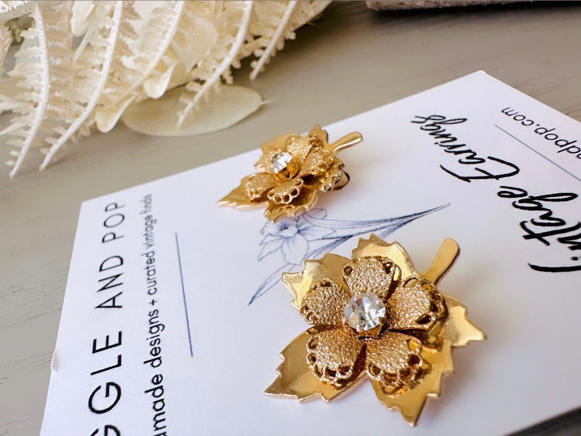 Gold Leaf Earrings, Gold Maple Leaf Earrings MCM 60's Clip Earrings, Vintage Pretty Clip On Earrings, Nonpierced Wedding Bridal Earrings