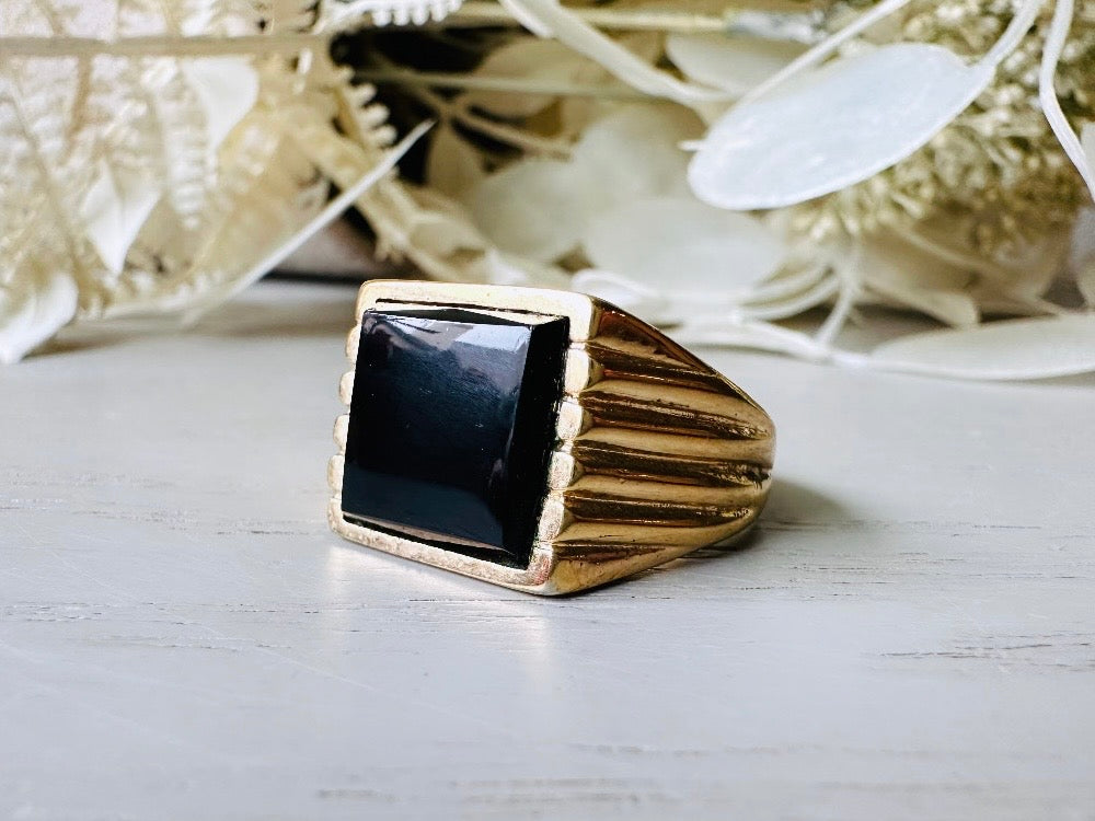 Onyx Signet Ring in Gold, Vintage 1940s Men's Cocktail Ring