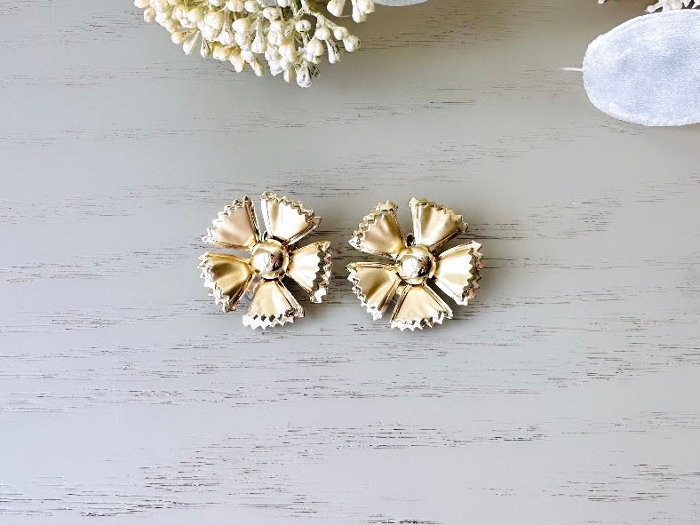 Gold Flower Earrings, Romantic Vintage 1960s Clip On Earrings, Light Gold 3D Layered Metal Petal Nonpierced MCM 60's Clip Earrings