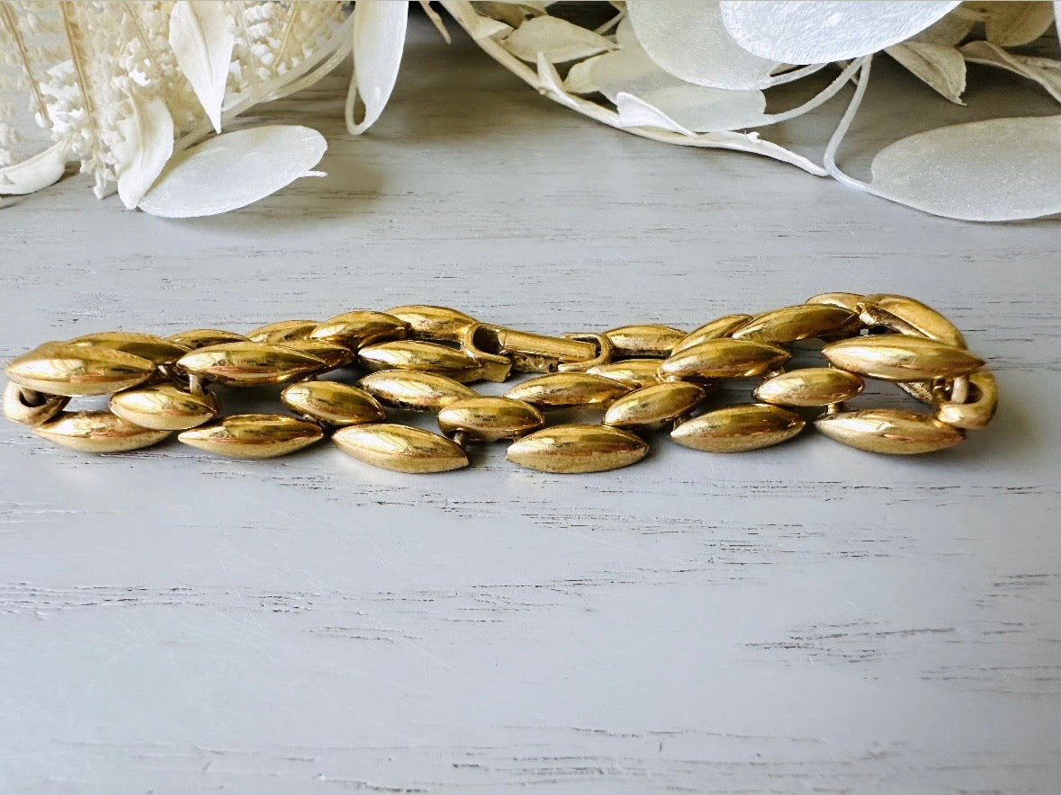 Vintage Napier Gold Link Bracelet, Classic Gold Chain Designer Vintage Gold 1980s Napier Bracelet, Gold Puffed Chain Bracelet 7.75" Length