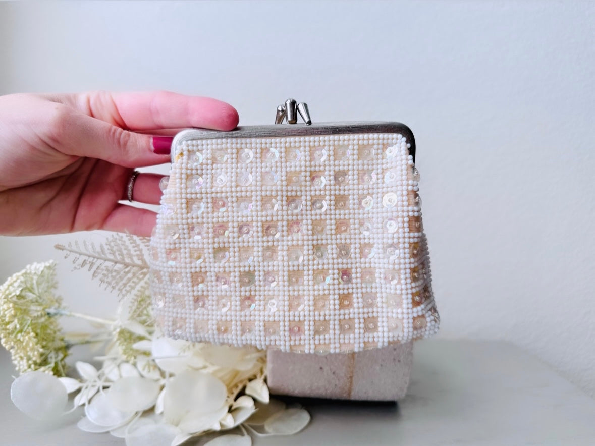 1950's White Sequin Clutch Purse, Cute Vintage Purse, Cream with Iridescent Sequins and Tiny White Beads, Vintage Bridal 50s Makeup Bag