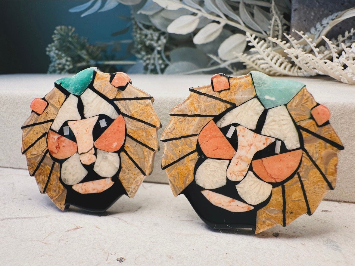 Lee Sands Lion Earrings, Shell and Stone Mosaic Lion Face Vintage Earrings, Brown, Peach and Green Vintage Leo 1980s Pierced Post Earrings
