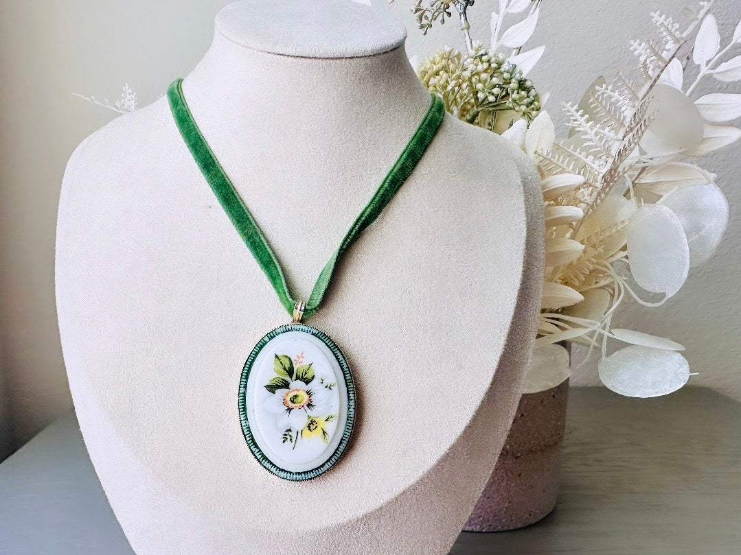 Green Velvet Choker Necklace with Floral Cameo, White Flower Vintage 1950s Choker, West German Victorian Revival Necklace 14" Soft Velvet