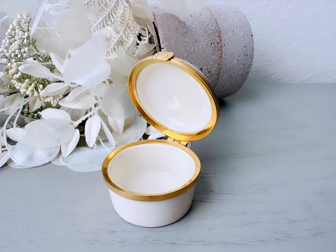 Vintage Lenox Trinket Box, Retired Bouquet of Flowers Vintage Porcelain Vanity Dresser Mini Jewelry Box Cream Gold Accents Magenta Flowers