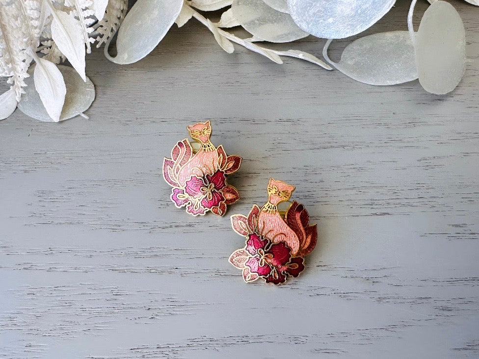 Siamese Cat Earrings, Gorgeous Floral Peach Pink and Gold Cloisonné Vintage Earrings of Cats in Flowers, Whimsical Pierced 1980s Earrings