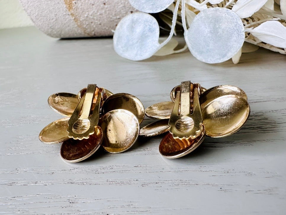 Gold Flower Earrings, Romantic Vintage 1970s Clip On Earrings, Oversized Gold Daisy Flowers with Alternating Embossed Layered Petals