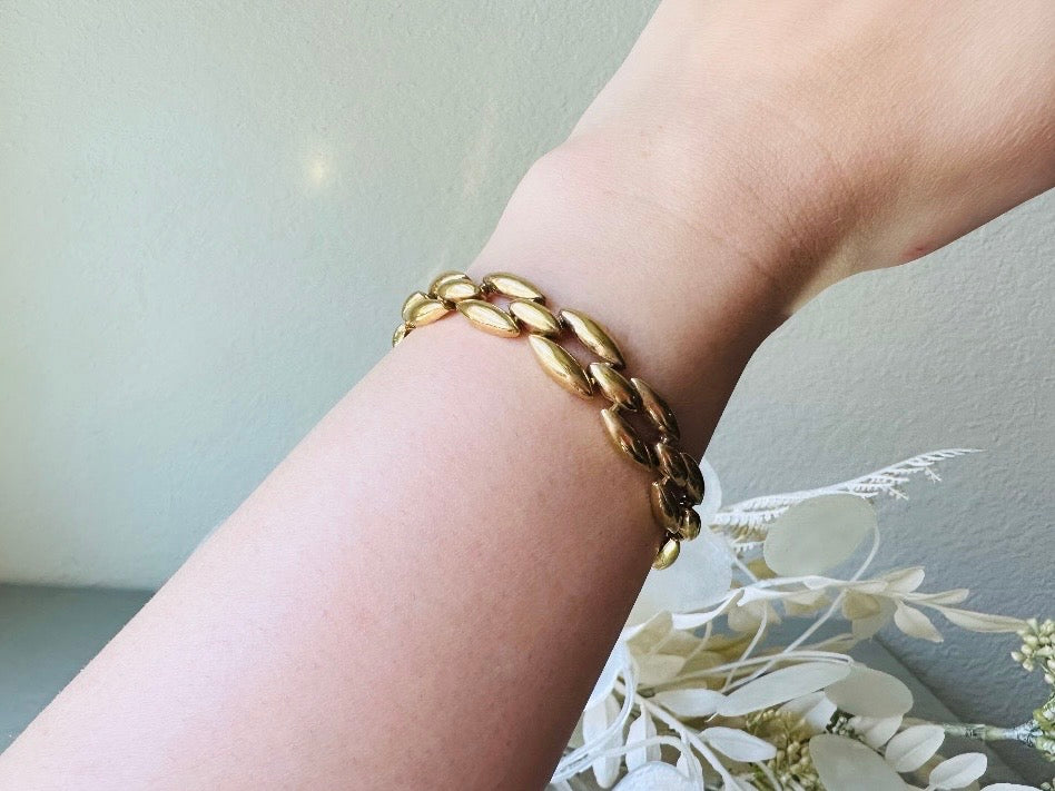 Vintage Napier Gold Link Bracelet, Classic Gold Chain Designer Vintage Gold 1980s Napier Bracelet, Gold Puffed Chain Bracelet 7.75" Length