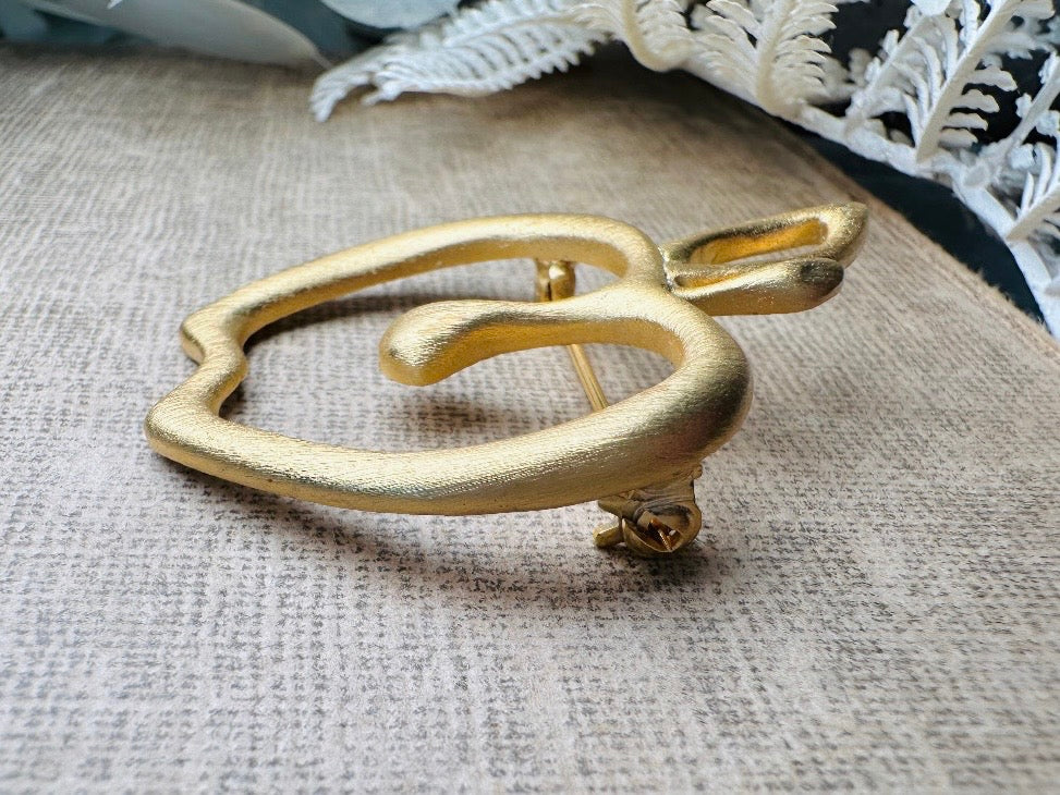 Gold Apple Brooch, Whimsical Vintage Brushed Gold Brooch, Perfect Teacher Gift for Back to School, Bookish Quirky Brooch, Cute Fruit Pin