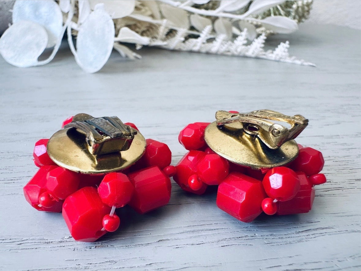 Cherry Red Beaded Earrings, Vintage German Earrings, Big Faceted Red Acrylic Vintage Earrings, Popcorn Style 1960s Clip On Earrings
