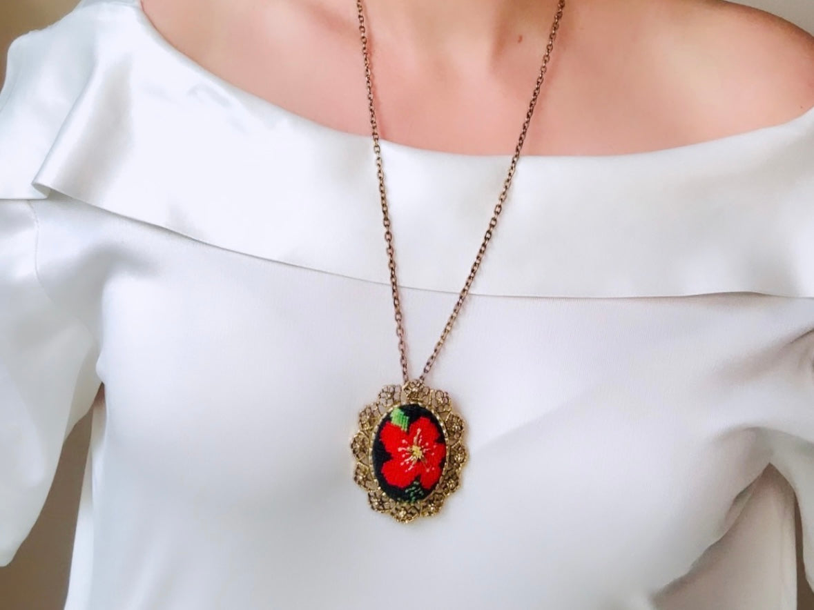 Red and Gold 1970s Embroidered Flower Cameo Convertible Whimsical Pendant Necklace, Needlepoint Flower Pendant Brooch Necklace, 24" Long