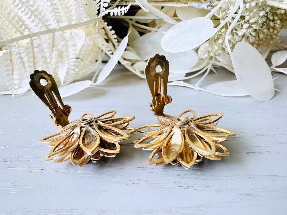Vintage White Earrings, Floral White and Gold Clip On Earrings, Gorgeous Vintage 1960s Flower Earrings with Silver Glitter Rhinestone