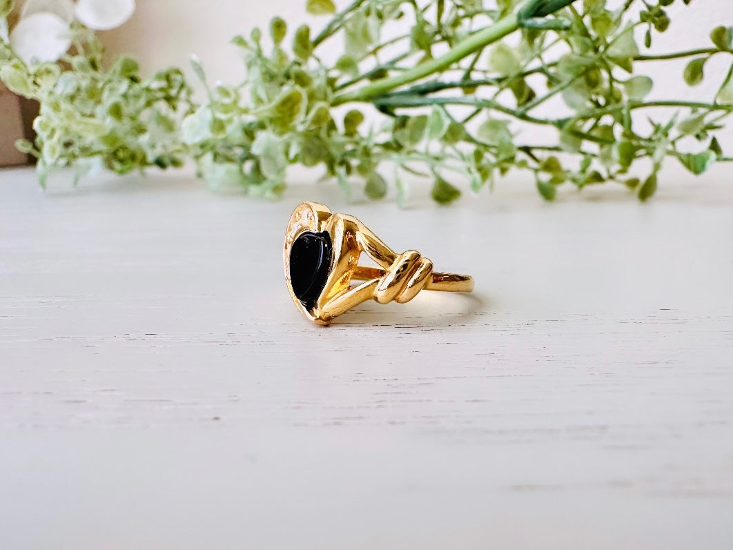 Vintage Black Heart Ring, 1992 Genuine Black Onyx Heart with Diamond Rhinestones, Valentine's Day Gifts, Classic Ring, Vintage Avon Jewelry