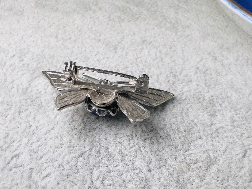 Butterfly Brooch Pin, Vintage Silver Butterfly Pin with Blue Stone Center, Vintage Brooch, Whimsical Bridal Brooch, Antique Silver Pin