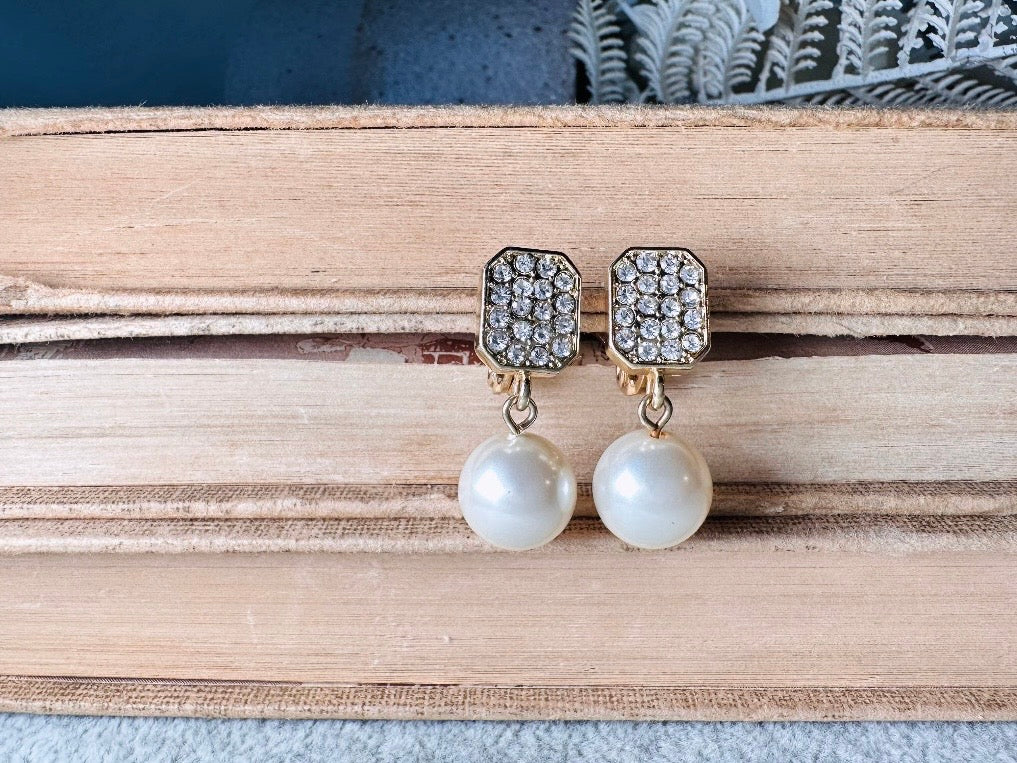 Vintage Pearl Drop Earrings, Pave Rhinestone Cream Pearl Clip On Earrings, Beautiful Classic Vintage Bridal Pearl Earrings for Wedding