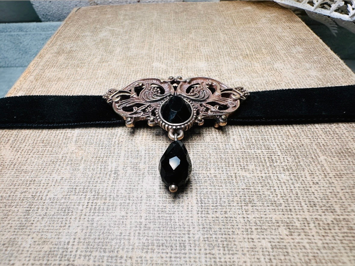 Black Velvet Choker Necklace with Bronze Filigree Focal + Black Crystals, Dramatic 1980s Victorian Revival Necklace, 15" Velvet Necklace