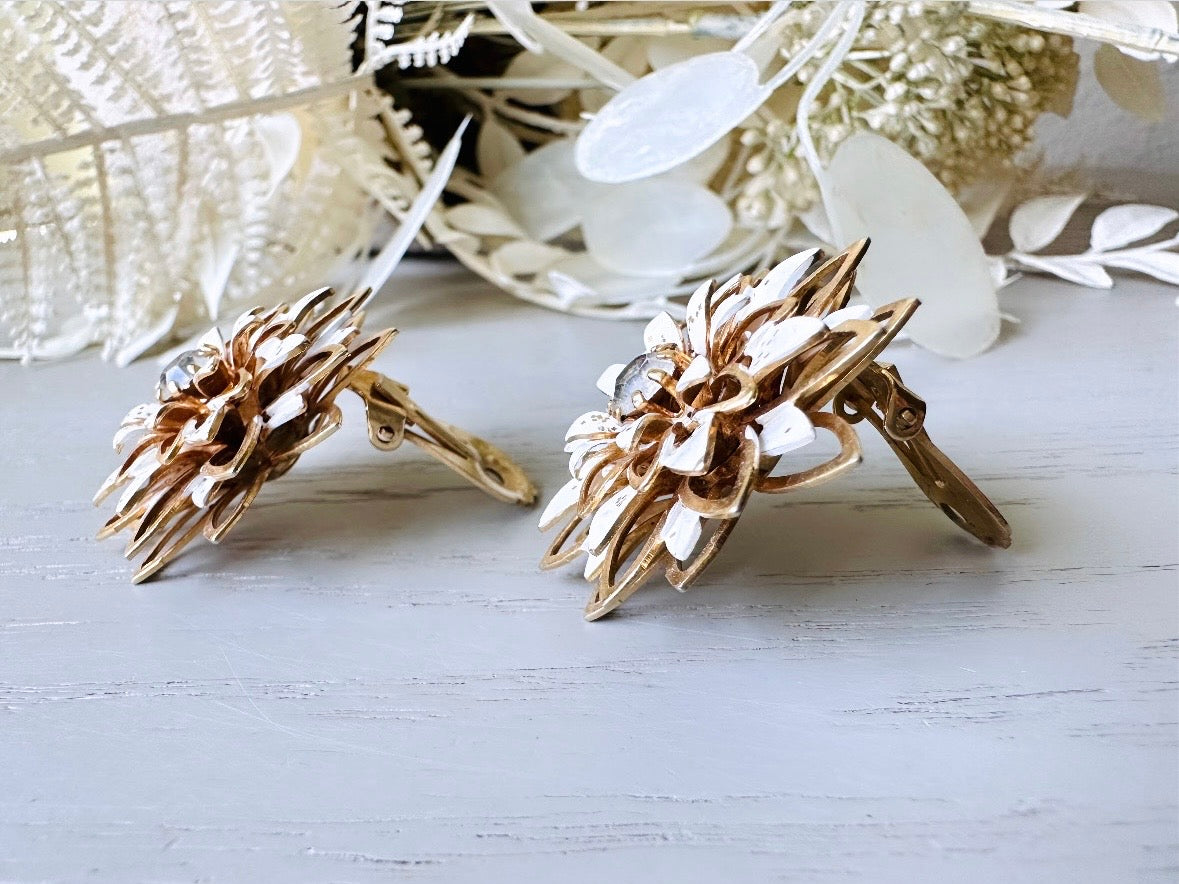 Vintage White Earrings, Floral White and Gold Clip On Earrings, Gorgeous Vintage 1960s Flower Earrings with Silver Glitter Rhinestone