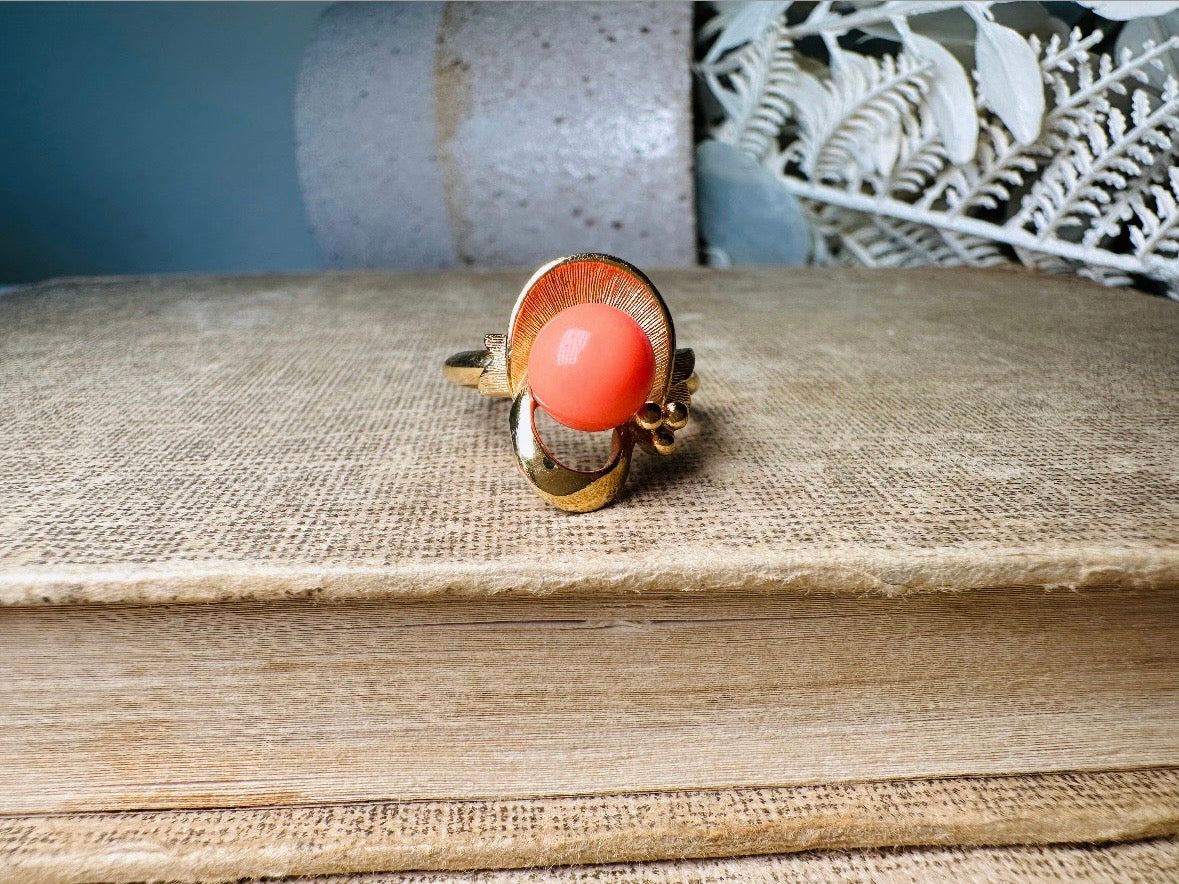 Vintage Orange Coral Ring, Avon 1975 Spindrift Ring, Faux Coral Statement Ring, Unique Gold Tone 70s Adjustable Ring Size 6-7