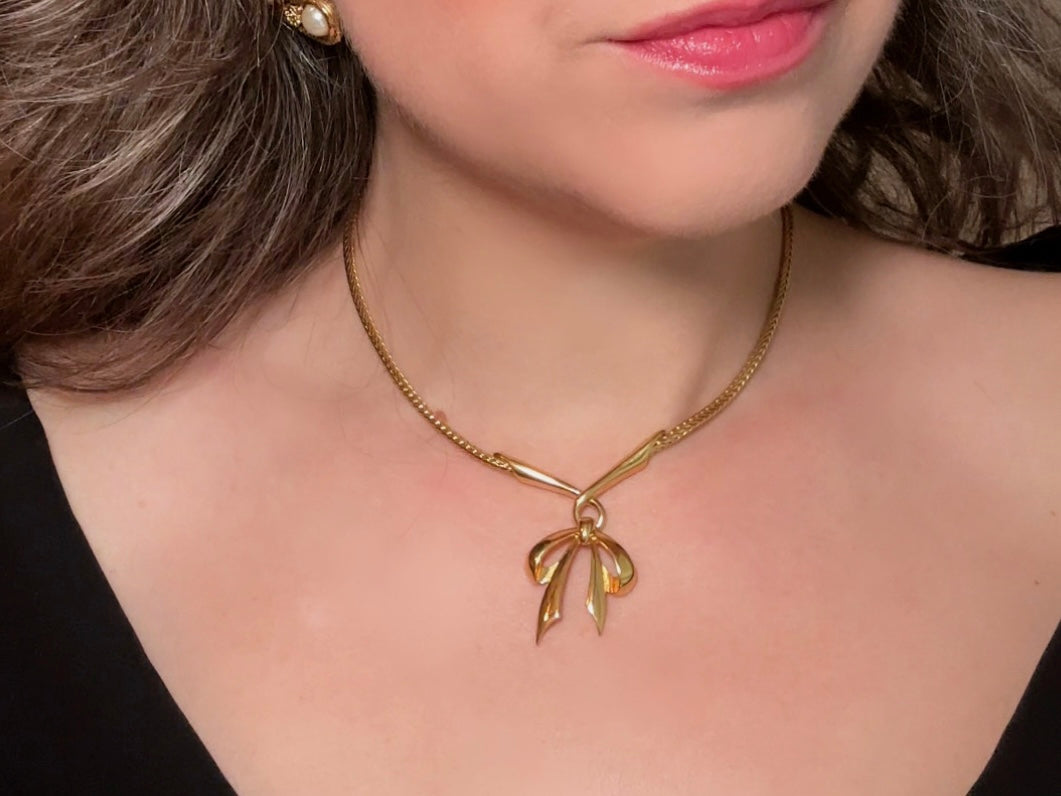 Gold Bow Necklace, Monet Vintage Gold Ribbon Pendant Necklace, Minimalist Wheat Chain Elegant Gold Knot Necklace