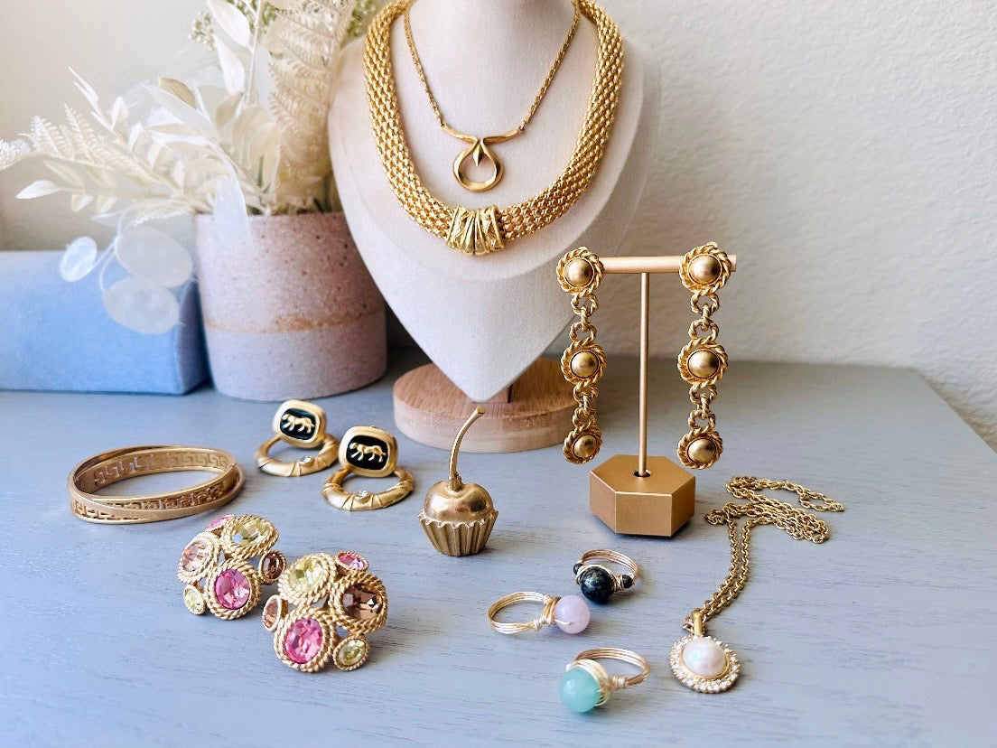 Trifari Gold Necklace, Elegant Short Chain Choker Necklace for Layering Vintage Necklace Stack, Authentic 1960s Crown Trifari Necklace