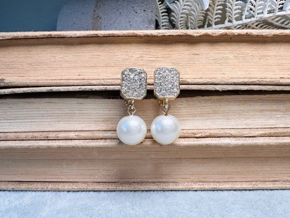 Vintage Pearl Drop Earrings, Pave Rhinestone Cream Pearl Clip On Earrings, Beautiful Classic Vintage Bridal Pearl Earrings for Wedding