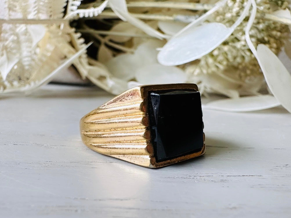 Onyx Signet Ring in Gold, Vintage 1940s Men's Cocktail Ring