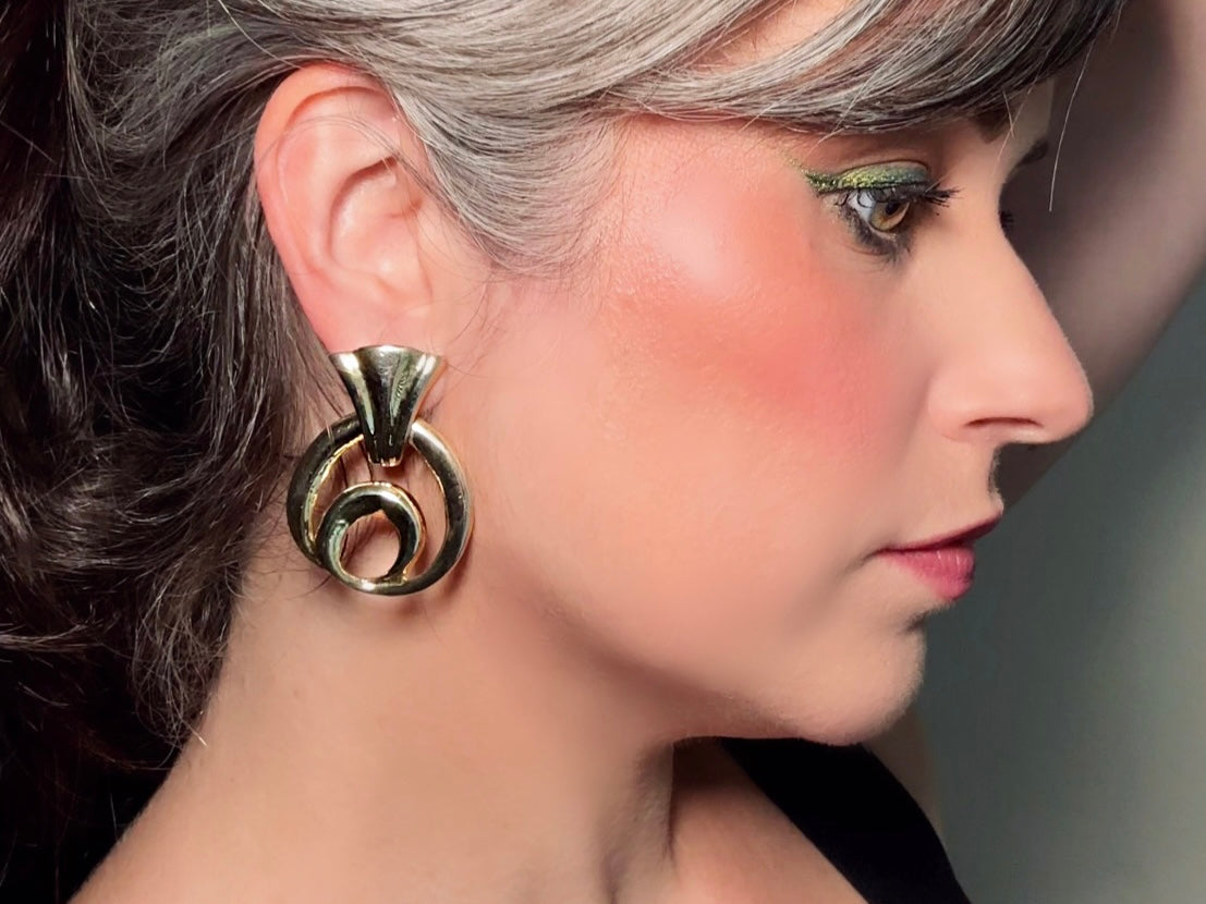 Gold 80s Door Knocker Earrings, Bold Glam Vintage Gold Hoop Clip On Earrings, Elegant Scrolled Double Hoop 1980s Retro Fashion Earrings