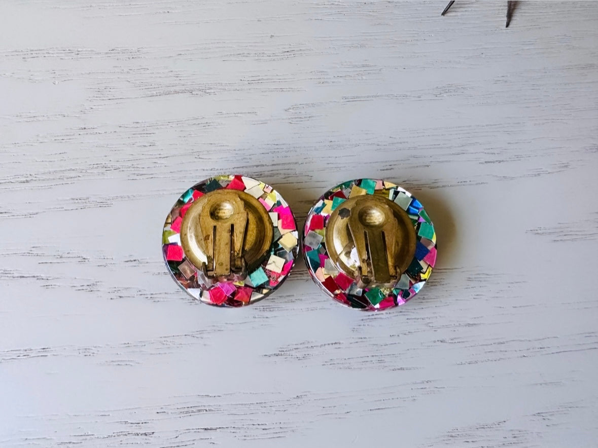 Rainbow Confetti Earrings, Glitter Rainbow Party Earrings, Vintage Colorful Confetti Clip on Earrings, Mod 60s Retro Fashion