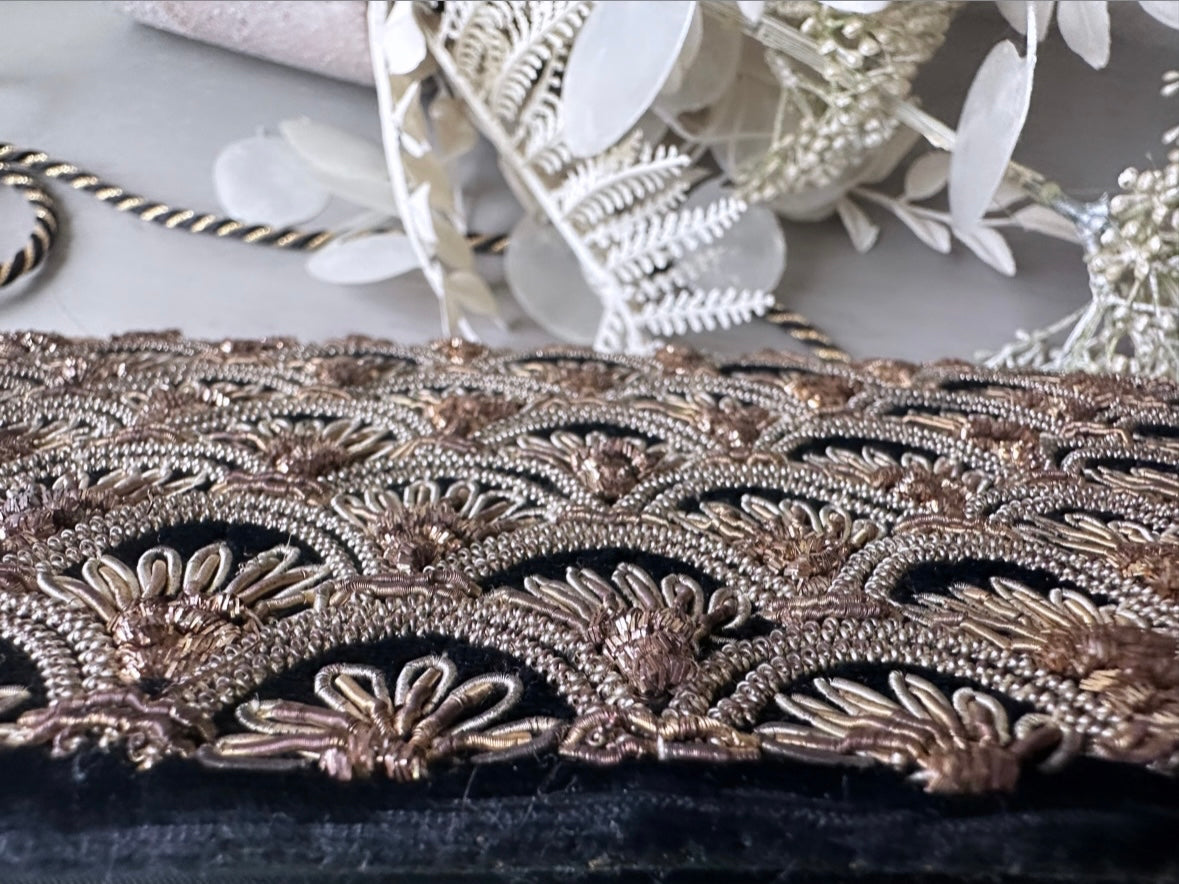 Vintage Black Velvet and Gold Embroidered Art Deco Clutch Handbag, Black Retro Mid Century Bag, Unique Black and Gold Chic Evening Purse