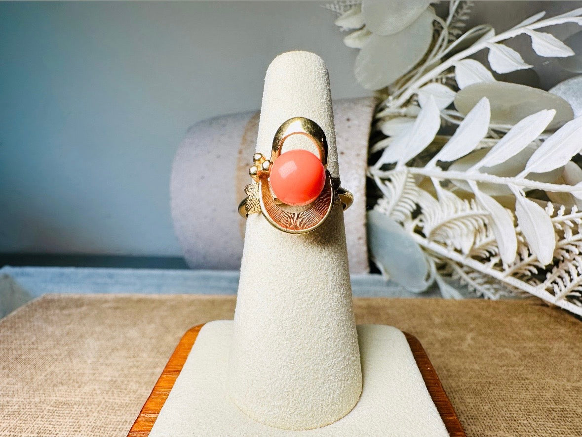Vintage Orange Coral Ring, Avon 1975 Spindrift Ring, Faux Coral Statement Ring, Unique Gold Tone 70s Adjustable Ring Size 6-7