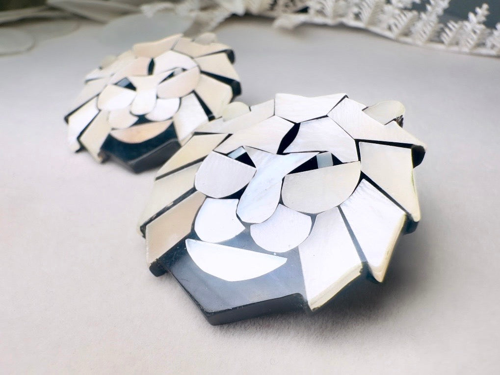 White Lion Earrings, Vintage Mother of Pearl Mosaic Earrings by Lee Sands, 1980s Natural Shell Lion Head Pierced Earrings