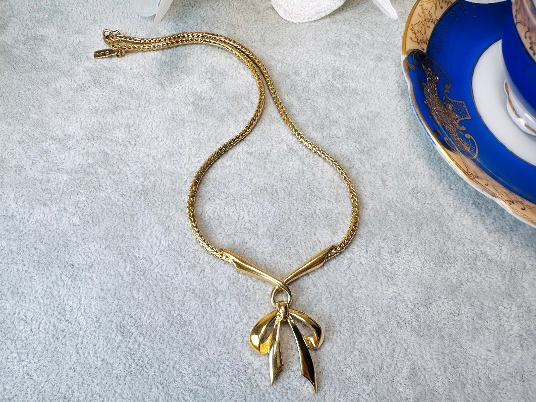Gold Bow Necklace, Monet Vintage Gold Ribbon Pendant Necklace, Minimalist Wheat Chain Elegant Gold Knot Necklace