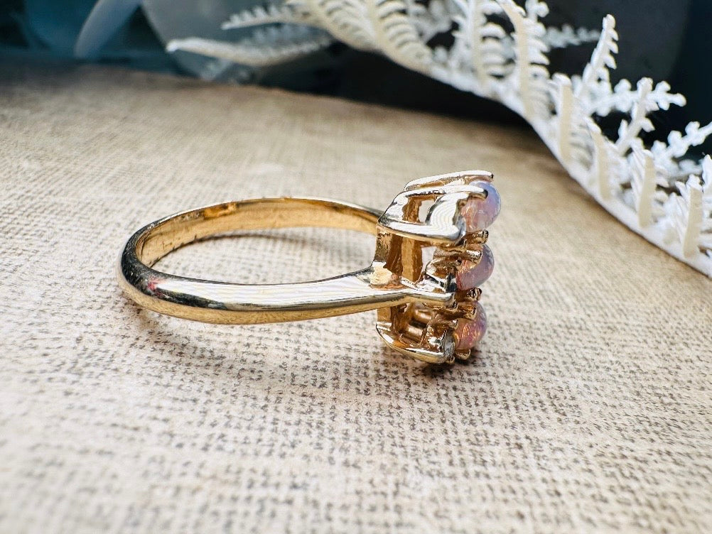 Vintage Cocktail Ring, Faux Opal Diamond 1978 Vintage Avon Ring