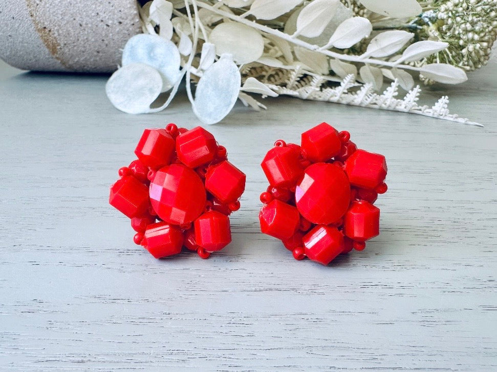 Cherry Red Beaded Earrings, Vintage German Earrings, Big Faceted Red Acrylic Vintage Earrings, Popcorn Style 1960s Clip On Earrings
