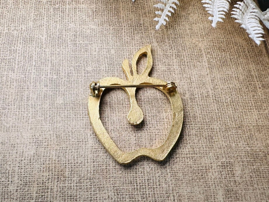 Gold Apple Brooch, Whimsical Vintage Brushed Gold Brooch, Perfect Teacher Gift for Back to School, Bookish Quirky Brooch, Cute Fruit Pin