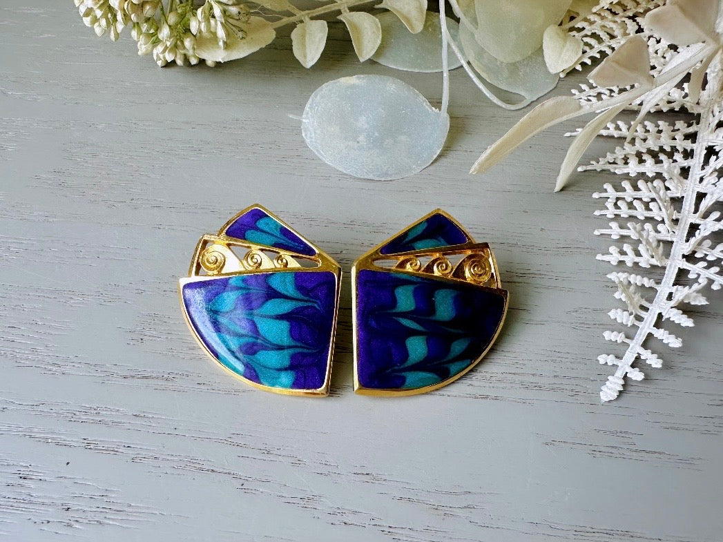 Vintage Purple Teal Gold Earrings, 1980s Pierced Post Earrings, Authentic Vintage Designer Berebi Earrings, Pearlized Enamel Geometric Lace