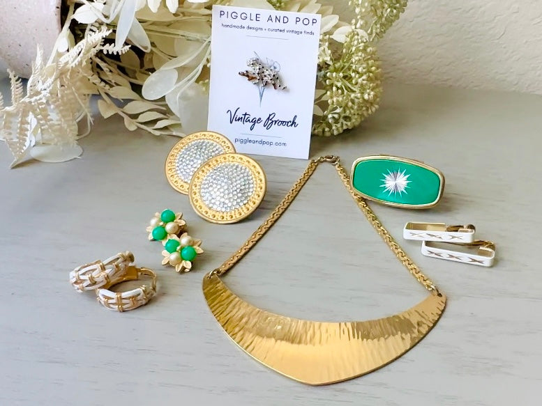 Green Pearl Vintage Earrings, 1960s Pearl Flower Earrings, Brushed Gold Leaves, Green Stones, Clip On Earrings, Autumn Floral Earrings