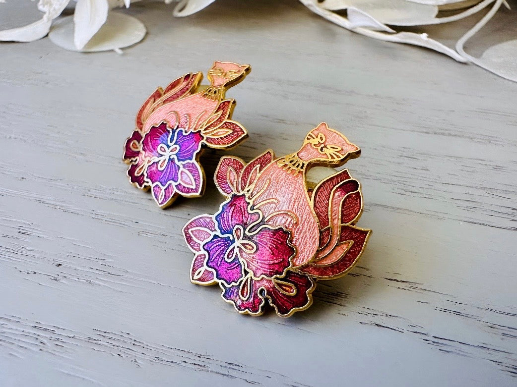 Siamese Cat Earrings, Gorgeous Floral Peach Pink and Gold Cloisonné Vintage Earrings of Cats in Flowers, Whimsical Pierced 1980s Earrings