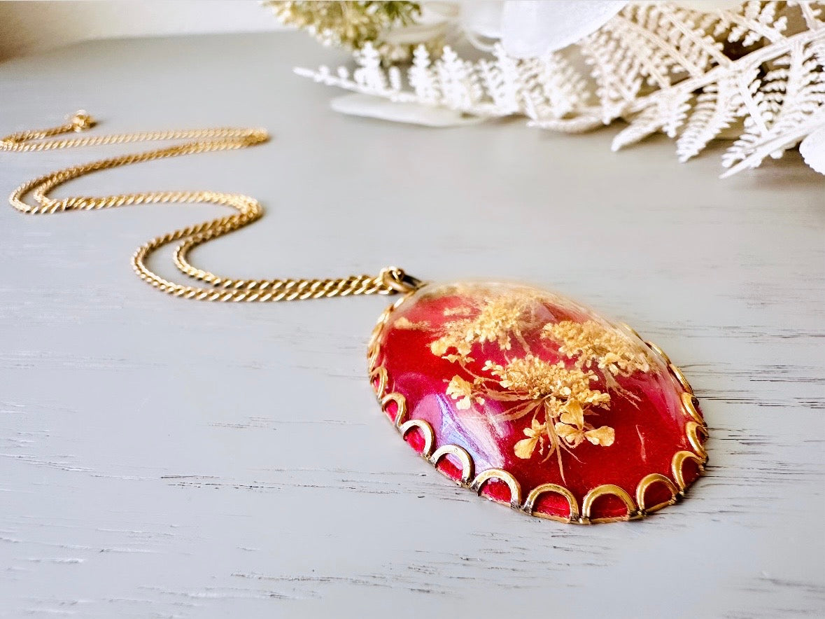 Dried Flower Pendant Necklace, Red and Gold 1970s Baby's Breath on Red Velvet Flower Cameo, Whimsical Pendant Necklace, 24" Long Necklace