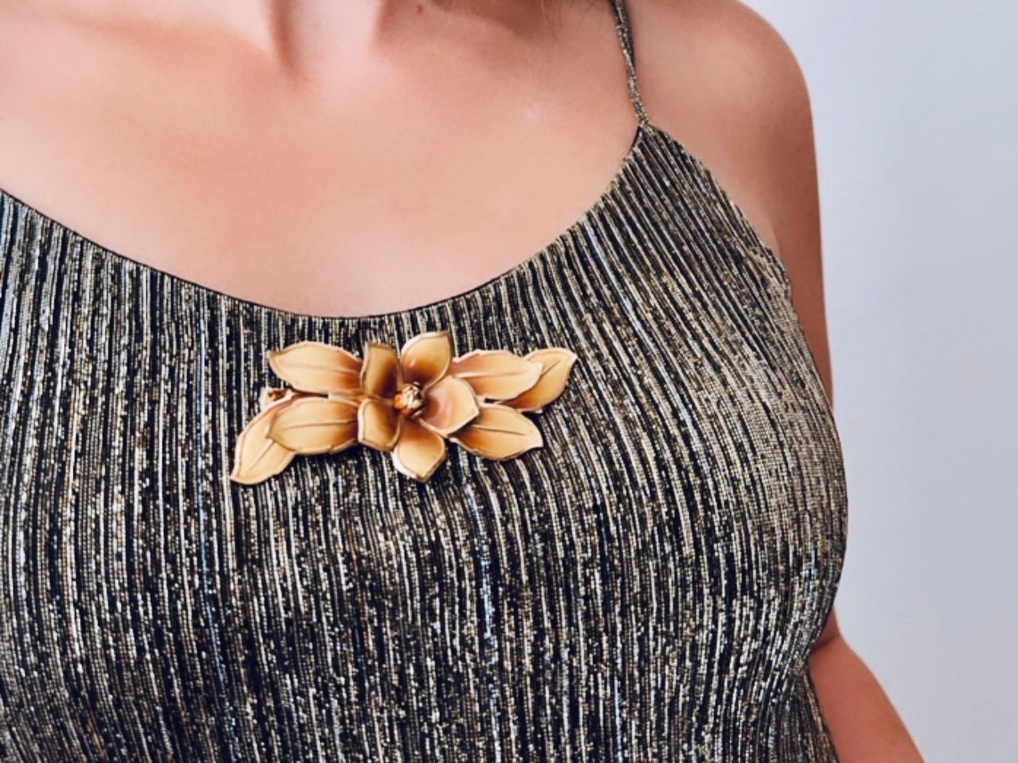 Gorgeous 1940s Flower Brooch, Vintage Fall Accessories, Boho Autumn Brooch, Mustard Yellow and Antique Gold Pin, Rustic Woodland Accessories