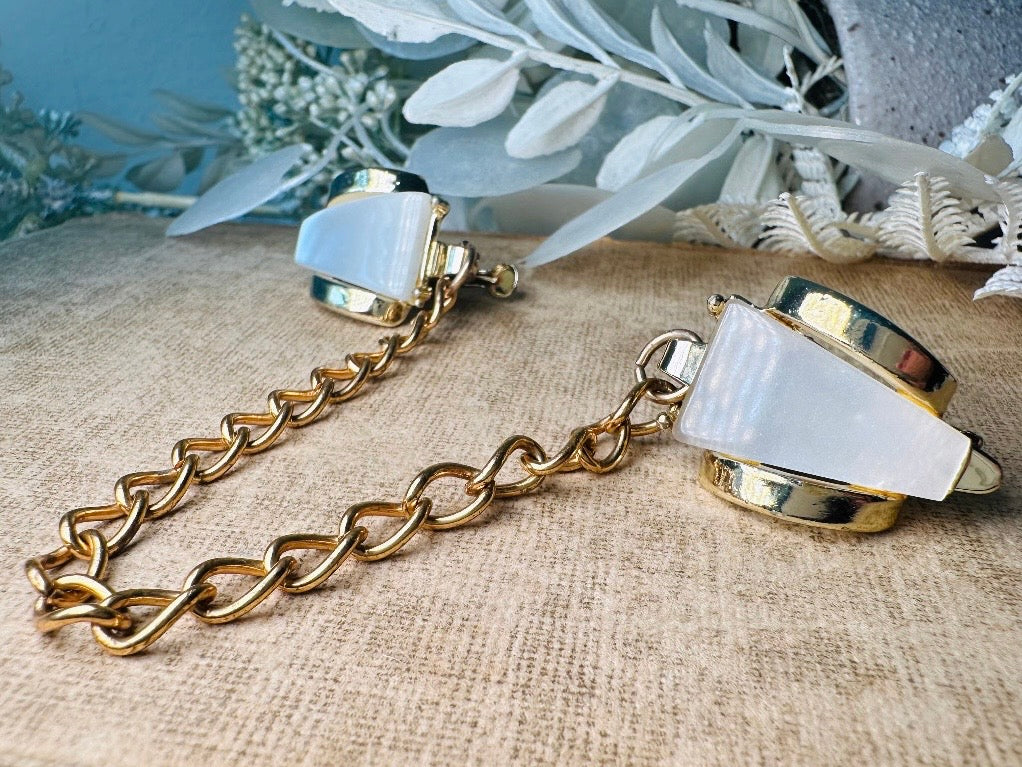 1950s Vintage Sweater Clips, Gold Chain Collar Clips with Moonglow Thermoset Cabochons