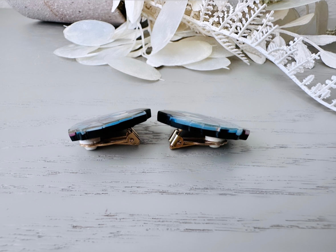 Lee Sands Lion Earrings, Lavender and Blue Shell Mother of Pearl Vintage Earrings, Lion Face Mosaic Vintage Leo 1980s Clip On Earrings