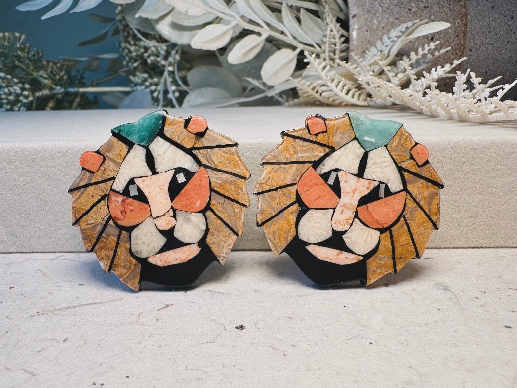Lee Sands Lion Earrings, Shell and Stone Mosaic Lion Face Vintage Earrings, Brown, Peach and Green Vintage Leo 1980s Pierced Post Earrings