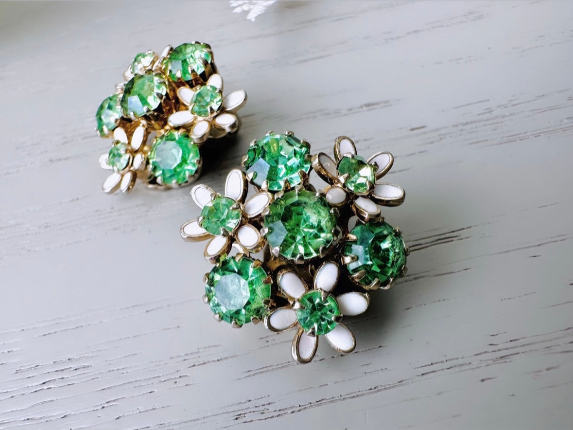 Spring Green Flower Earrings, Vintage WEISS Rhinestone Earrings, Vintage 1960's Peridot Crystal White Enamel Flower Clip On Earrings