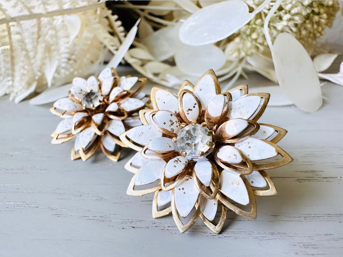 Vintage White Earrings, Floral White and Gold Clip On Earrings, Gorgeous Vintage 1960s Flower Earrings with Silver Glitter Rhinestone