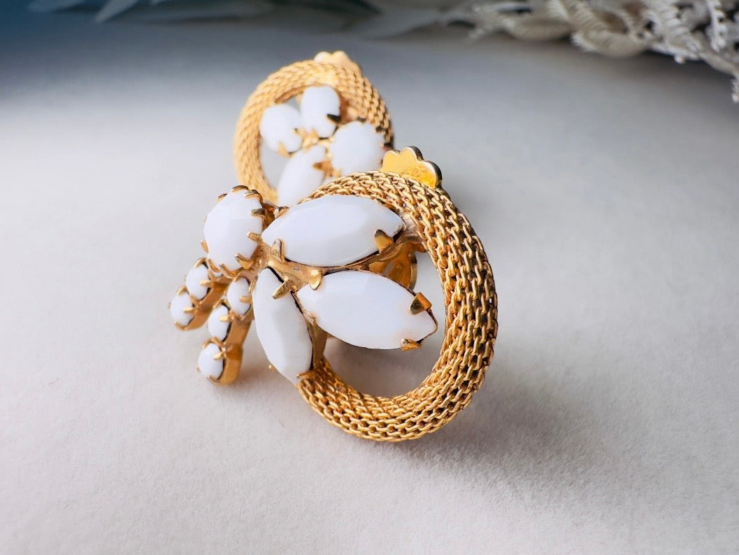 Milk Glass Earrings, 1960s Vintage Earrings, Dramatic White and Gold Bridal Clip Ons