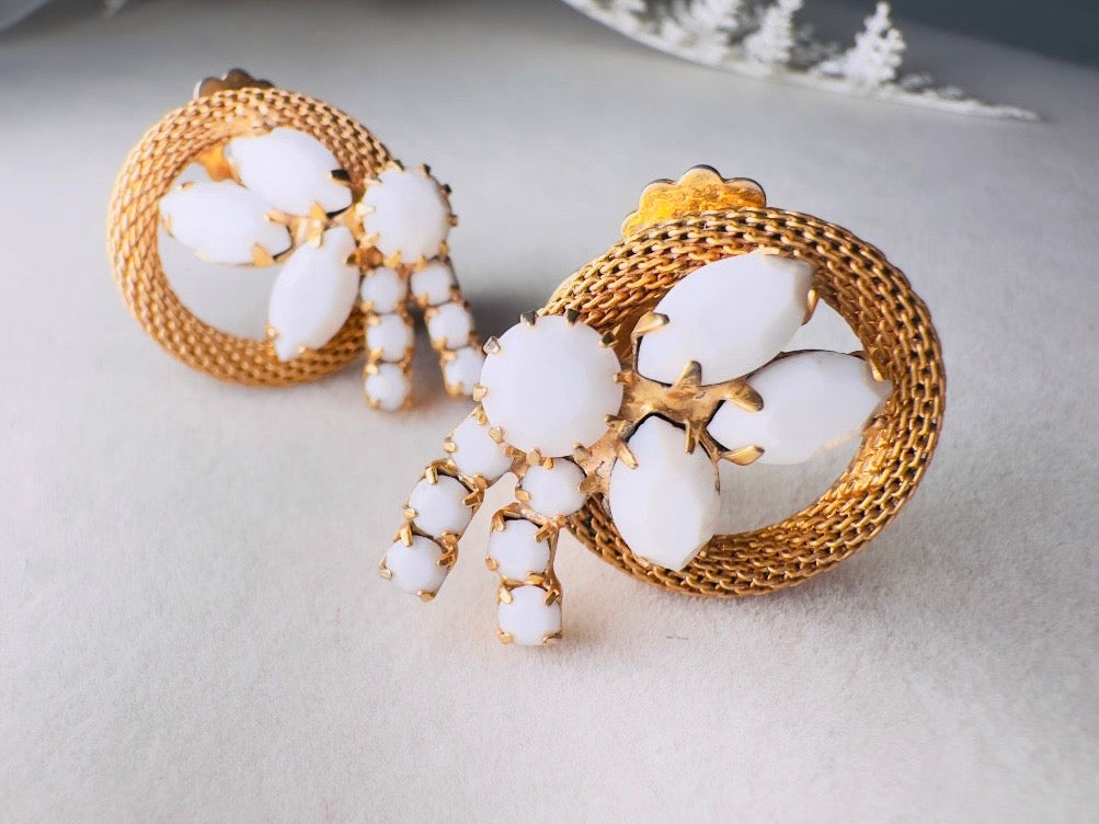 Milk Glass Earrings, 1960s Vintage Earrings, Dramatic White and Gold Bridal Clip Ons