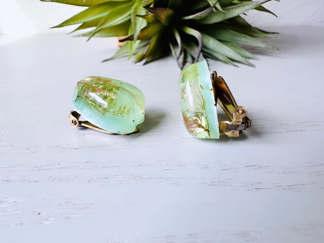 Mint Heart Earrings with Pressed Flowers, Vintage Real Flower Earrings, Seafoam Whimsical Cottagecore Dried Flowers Encased Lucite Earrings