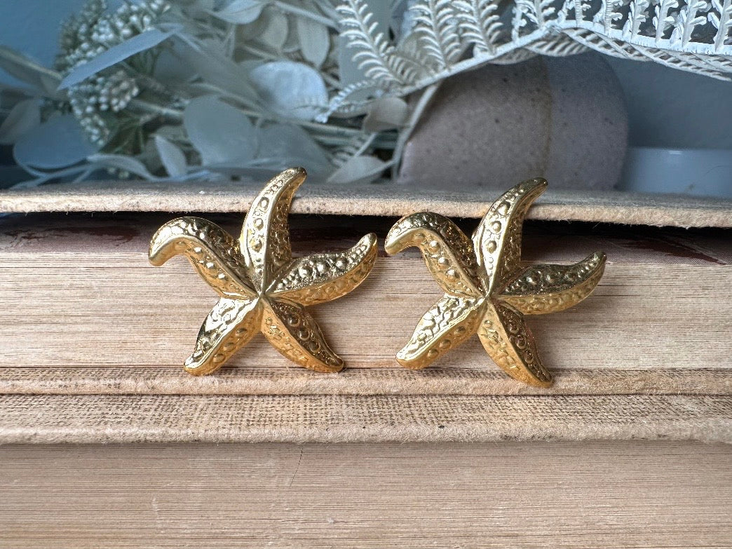 Gold Starfish Earrings, Vintage Starfish Post Earrings, Cute Beachy Mermaid Jewelry, Nautical Pierced Summer Earrings