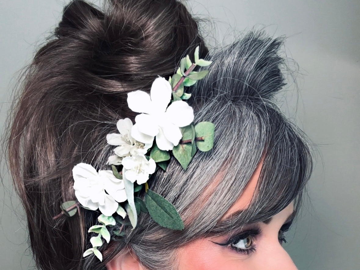 Handmade Flower Hair Comb, Real Eucalyptus and White Silk Flowers, Beautiful Bridal Wedding Hair Comb, Ethereal Bride OOAK Hair Accessories