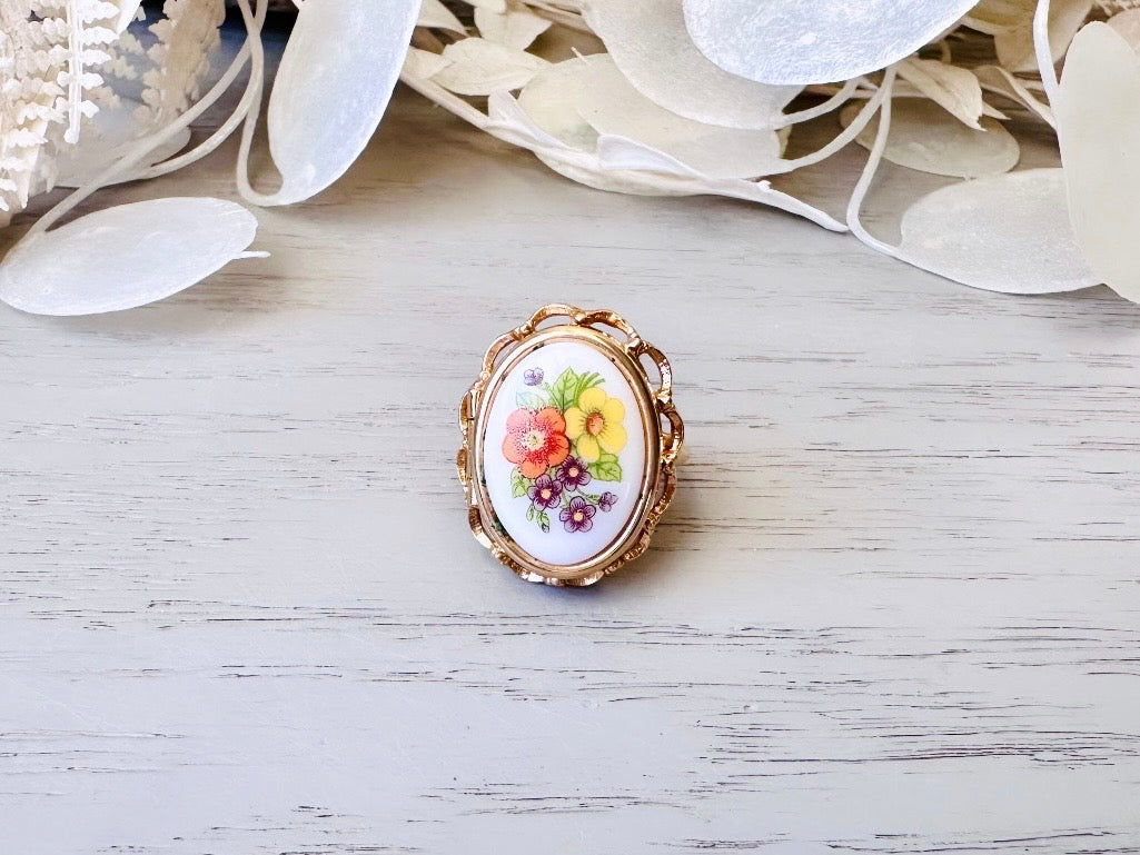 Floral Locket Ring, 1975 Vintage Avon Ring, Whimsical White Porcelain Cameo with Colorful French Flowers, Gold Tone 70s Adjustable Ring